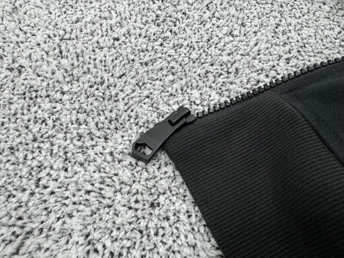 [새상품] 아더에러 TRS NOIR 후드집업 상품이미지5