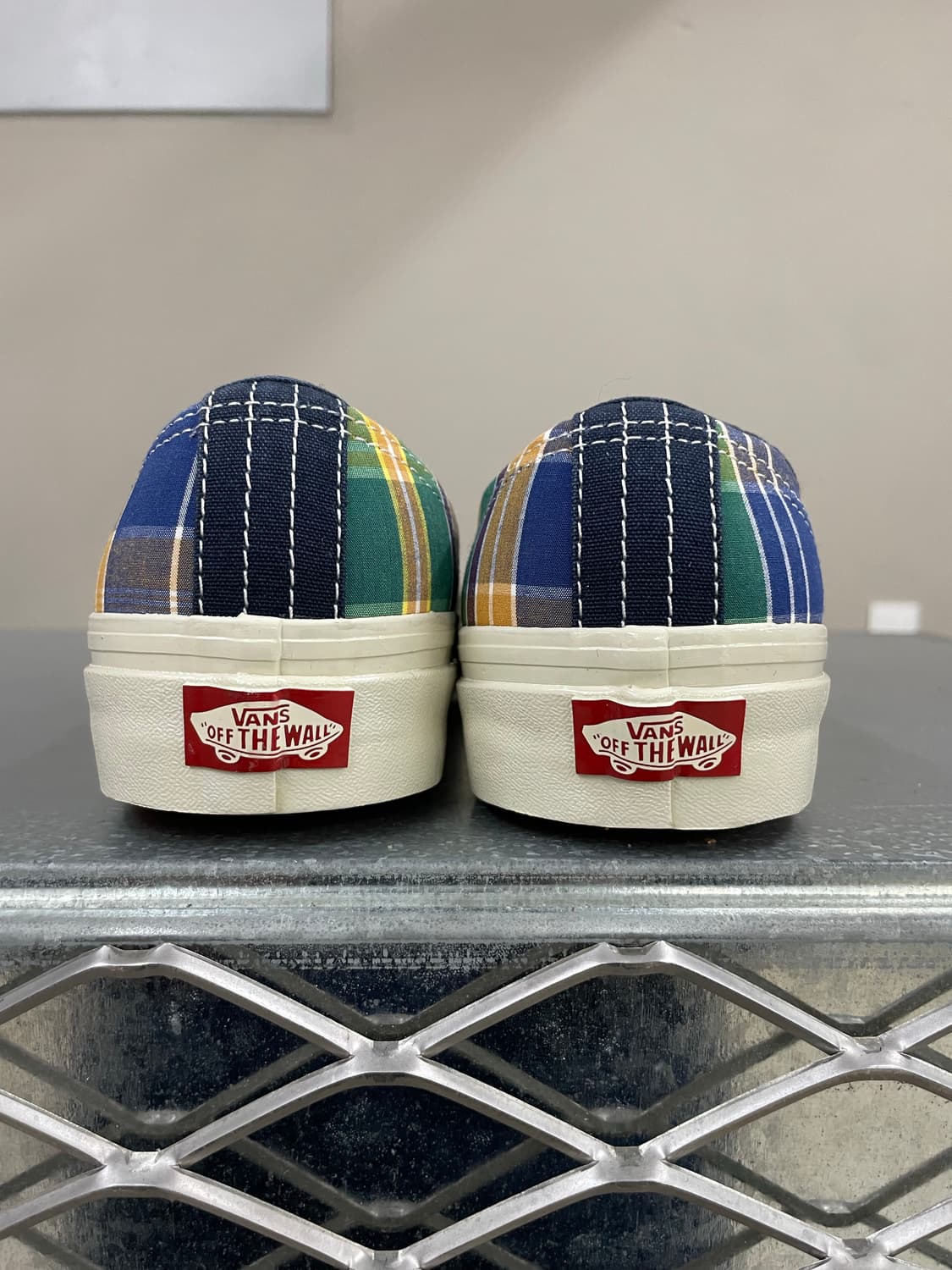 반스 어센틱 애너하임 플레이드 멀티컬러 265 상품이미지3