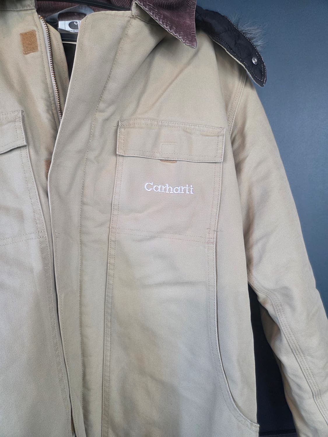 칼하트 패딩 상품이미지3