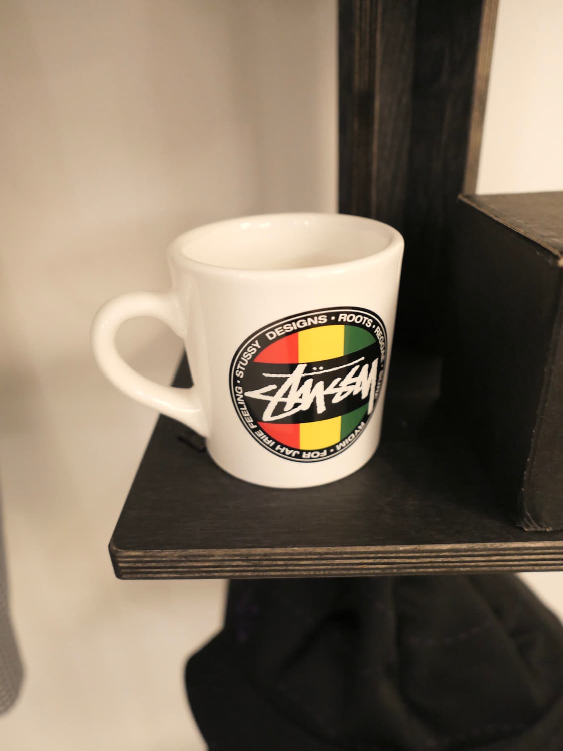 스투시 로고 머그 새상품 상품이미지2