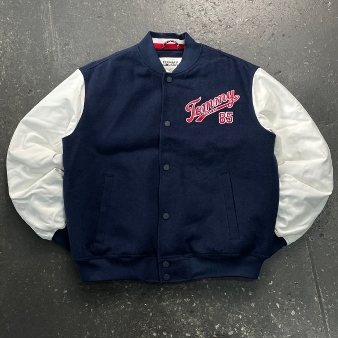 100 타미힐피거 바시티 자켓 상품이미지1