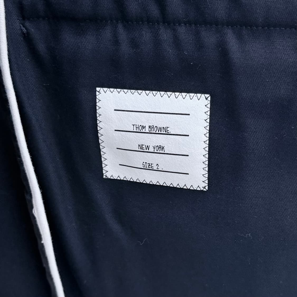 [S+급/4] 톰브라운 암밴드 금장 블레이저 자켓 정장 네이비 상품이미지8