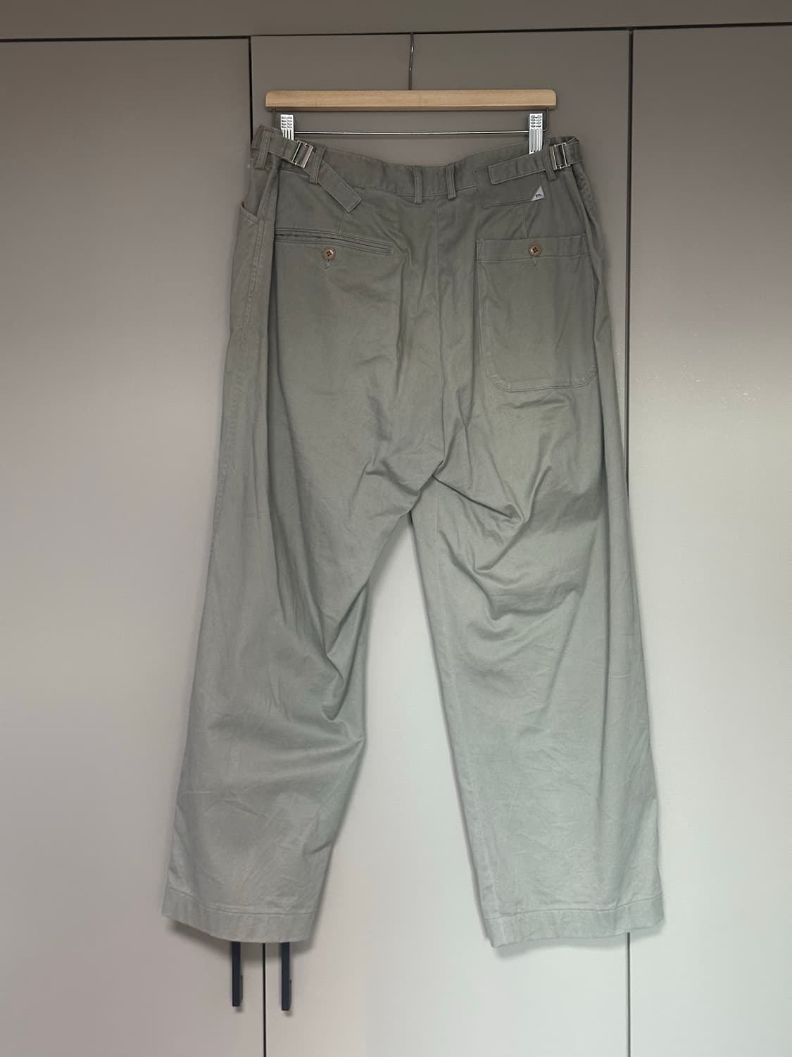 이얼즈어고 950 와이드 치노팬츠 카키 3 상품이미지4