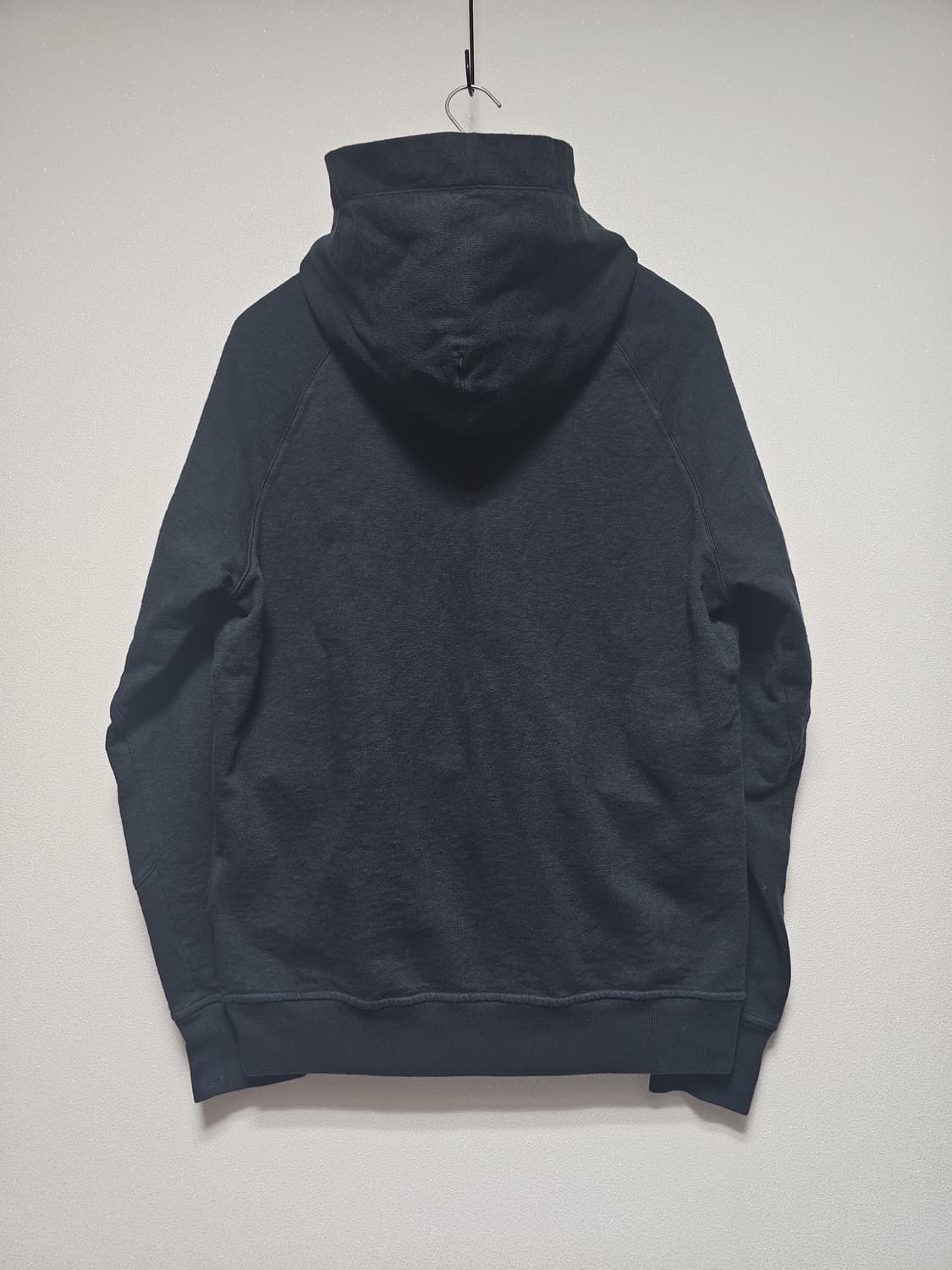 스톤아일랜드 올드 트리트먼트 후드티 24SS 상품이미지2