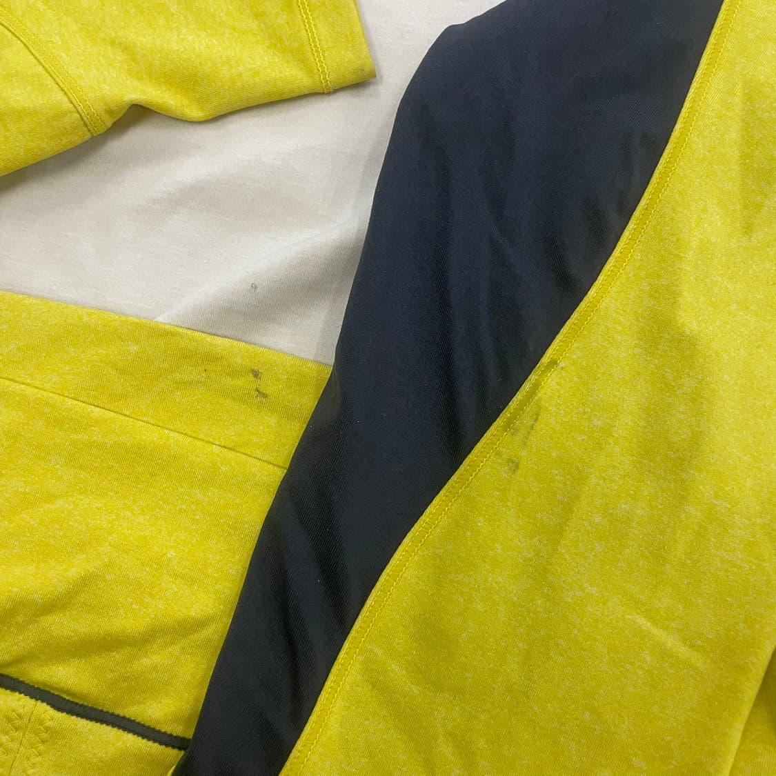 100 살로몬 반집업 긴팔 티셔츠 0210S 상품이미지5