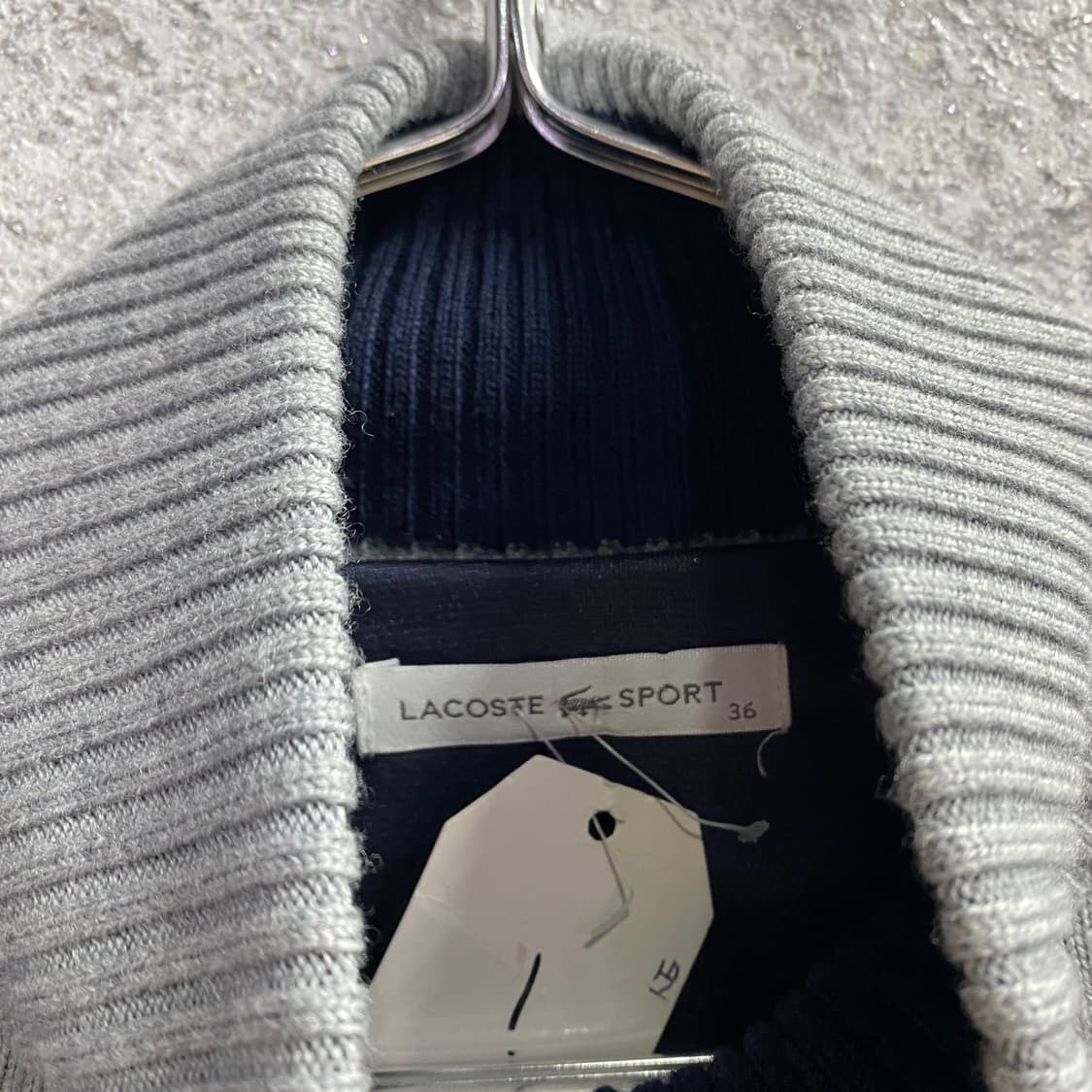 라코스테 스몰 로고 그레이 코튼 반집업 니트 B2979 상품이미지3