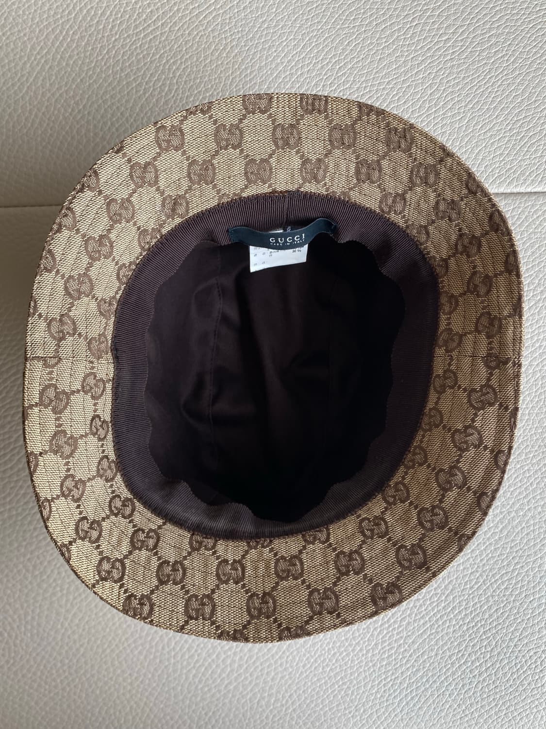 구찌 버킷햇 상품이미지2