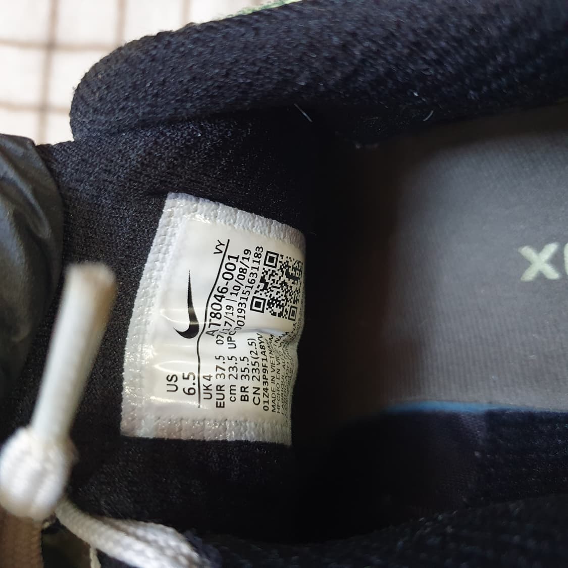 나이키 샥스 TL 노바 블랙 레몬 베놈 운동화 상품이미지8