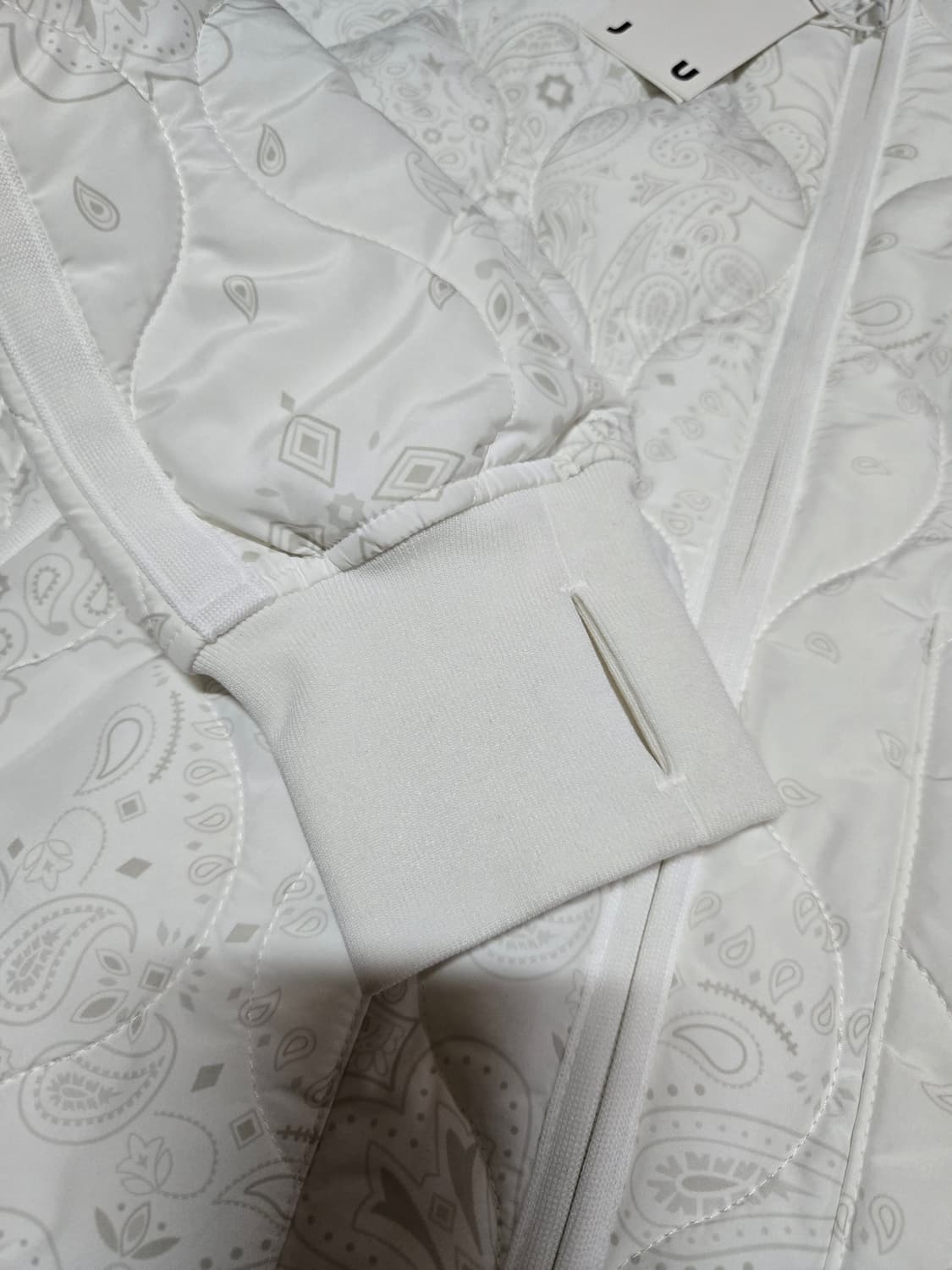 (JAJU/자주)페이즐리 화이트 누빔 자켓(새상품) 상품이미지7