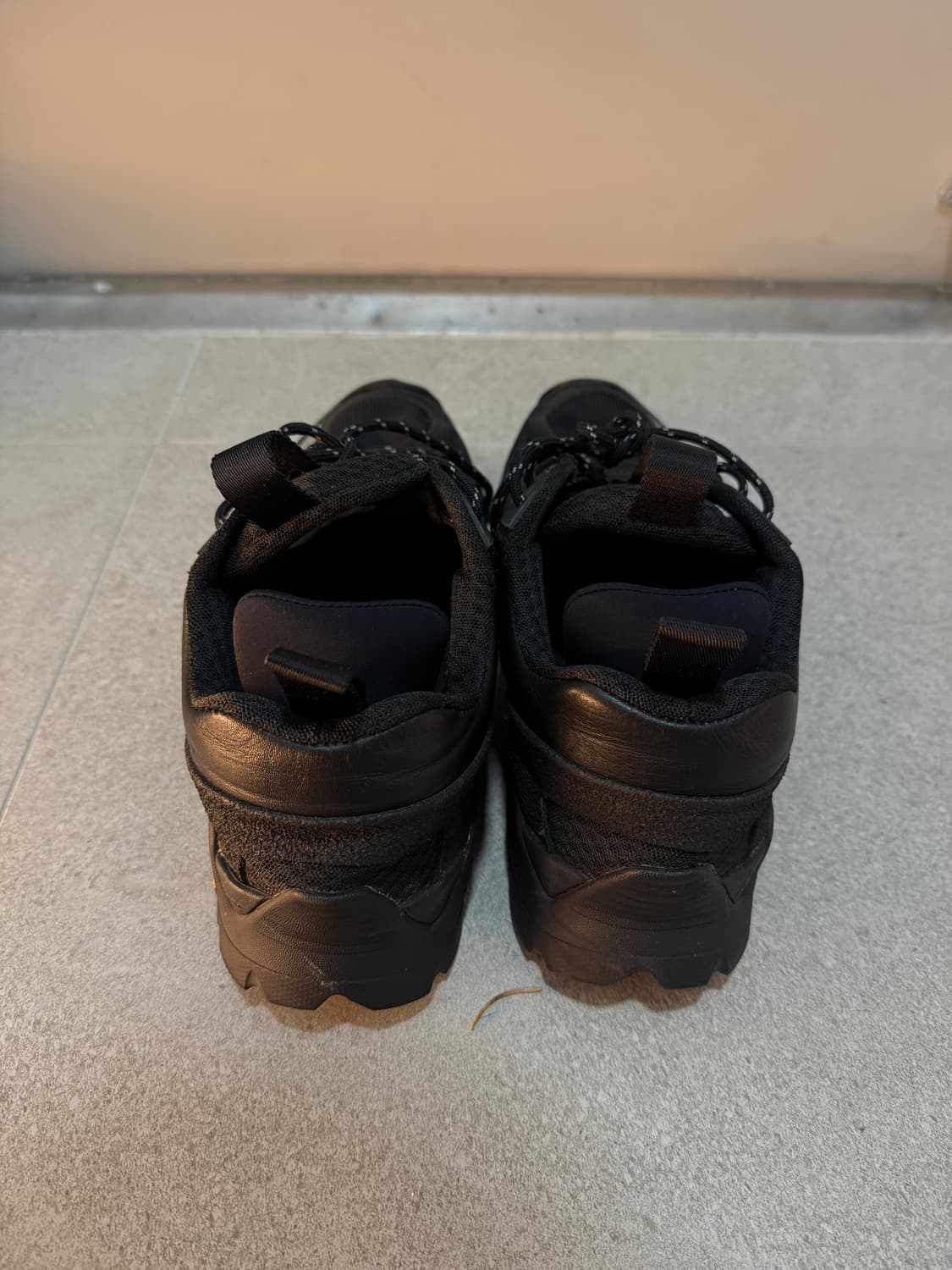 로아 하이킹 락파 블랙 상품이미지3