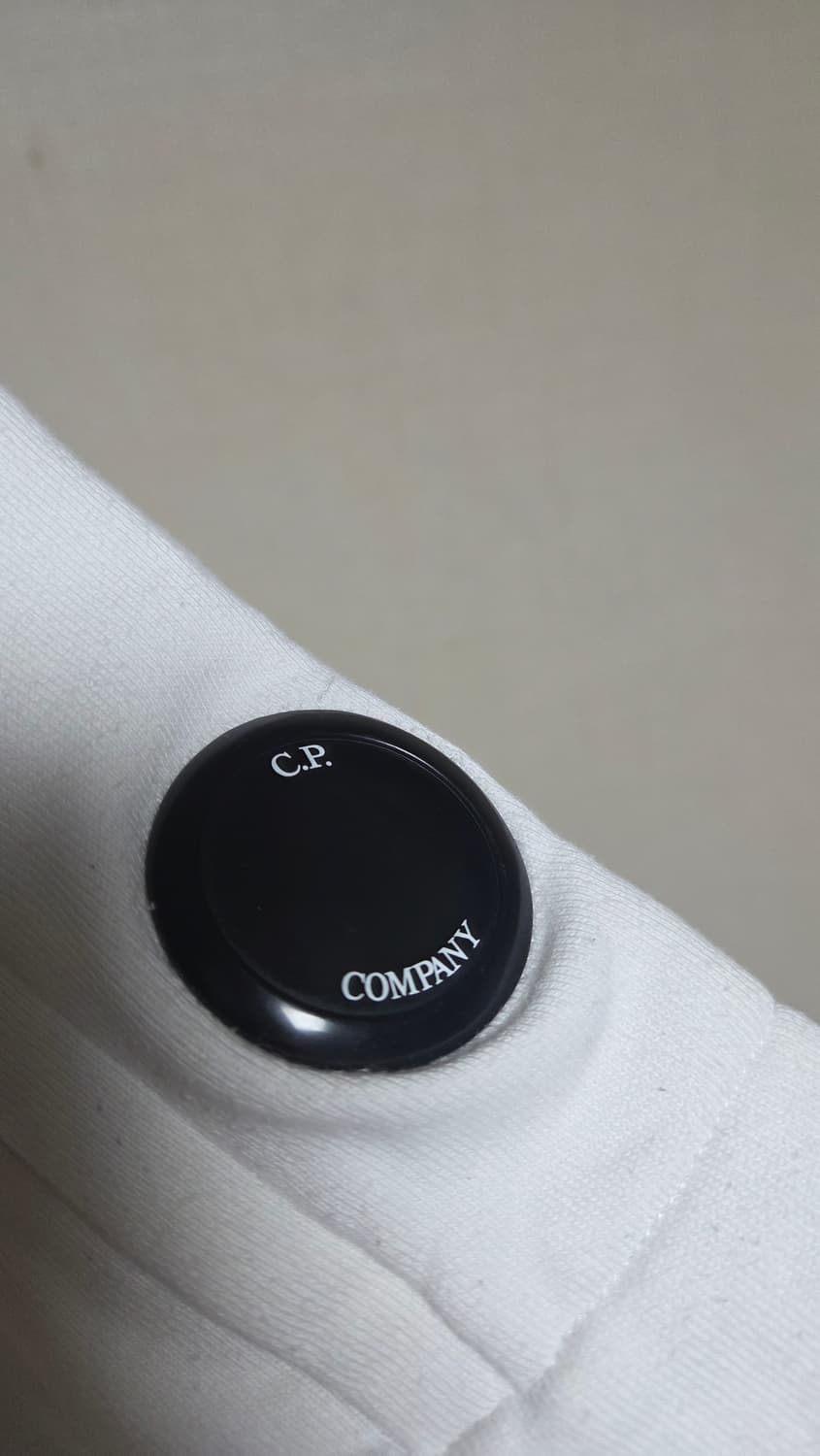 CP 컴퍼니 화이트 맨투맨 상품이미지3