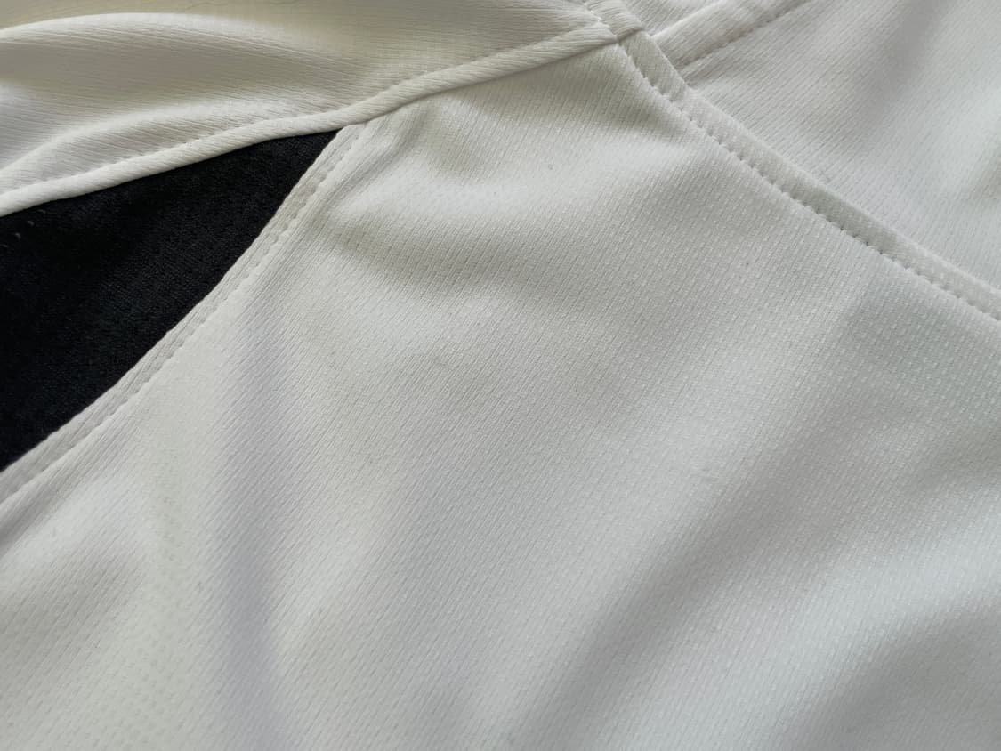 아식스 경량 스트레치 우븐 후드집업 상품이미지8