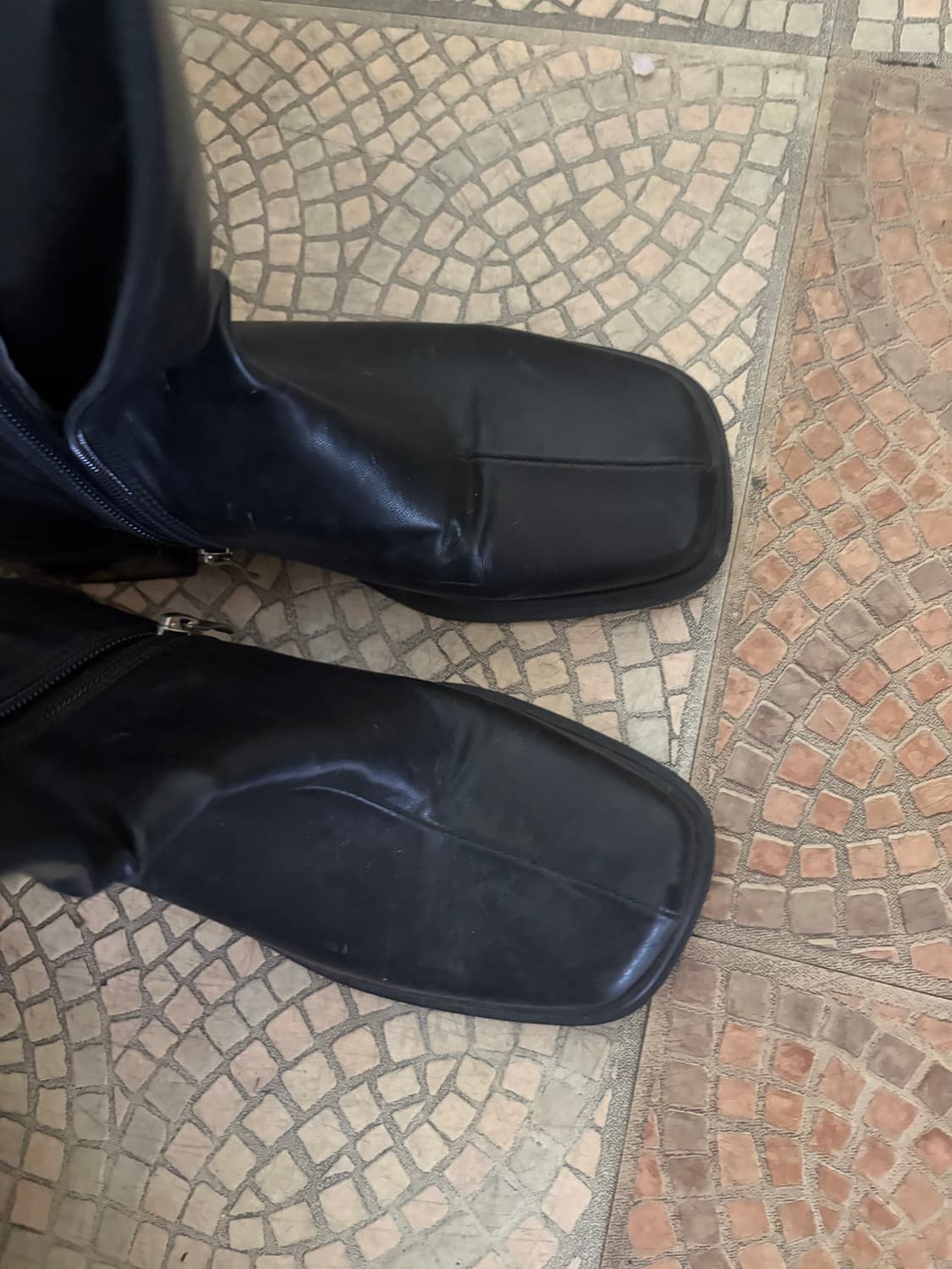 스퀘어 가죽 미들부츠 상품이미지3