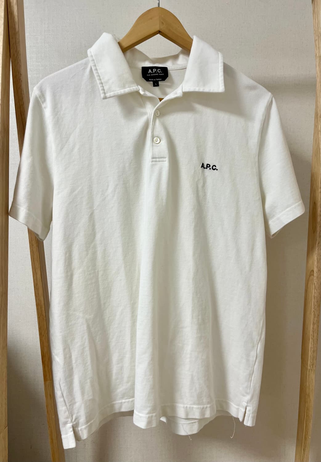 A.P.C. 화이트 카라티 L 상품이미지1