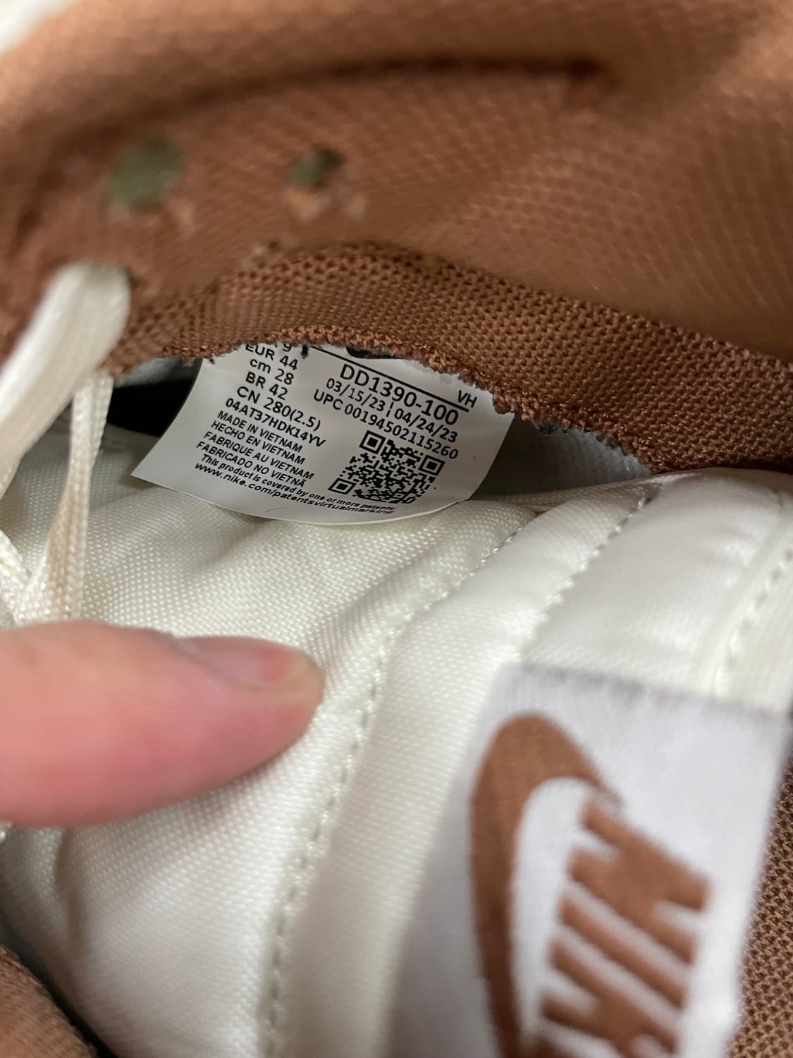 나이키 덩크 로우 프로 프리미엄 미디움 커리 280 상품이미지10