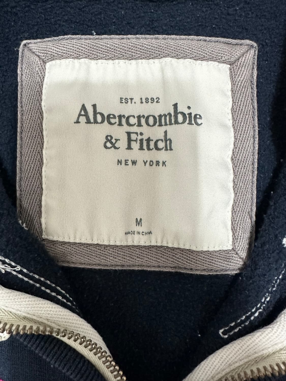 아베크롬비 y2k 네이비 후드집업 상품이미지4