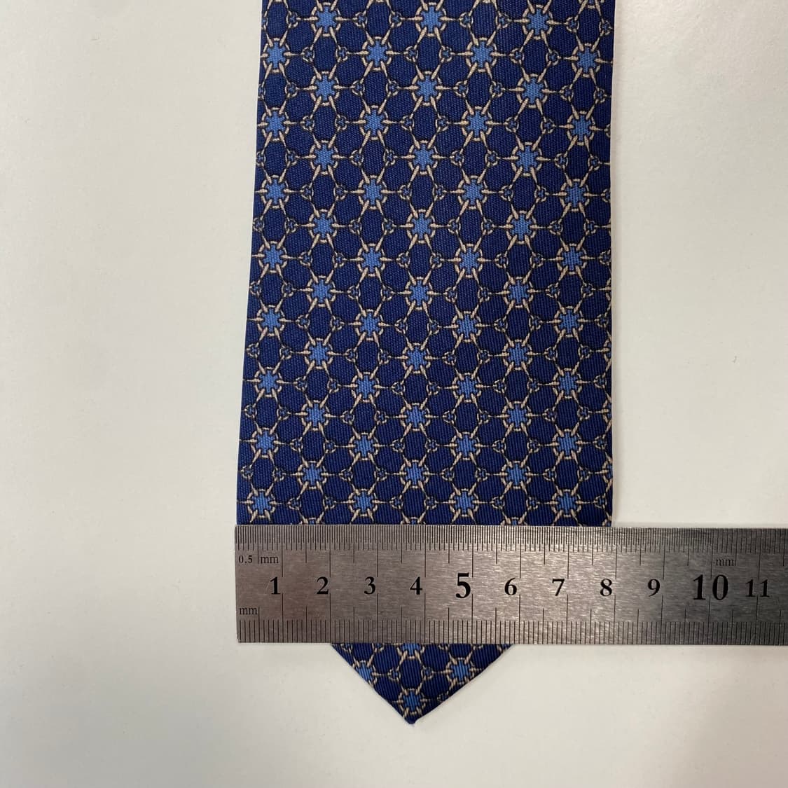 에르메스 명품 정품 넥타이(HERMES)7.7cm 상품이미지8