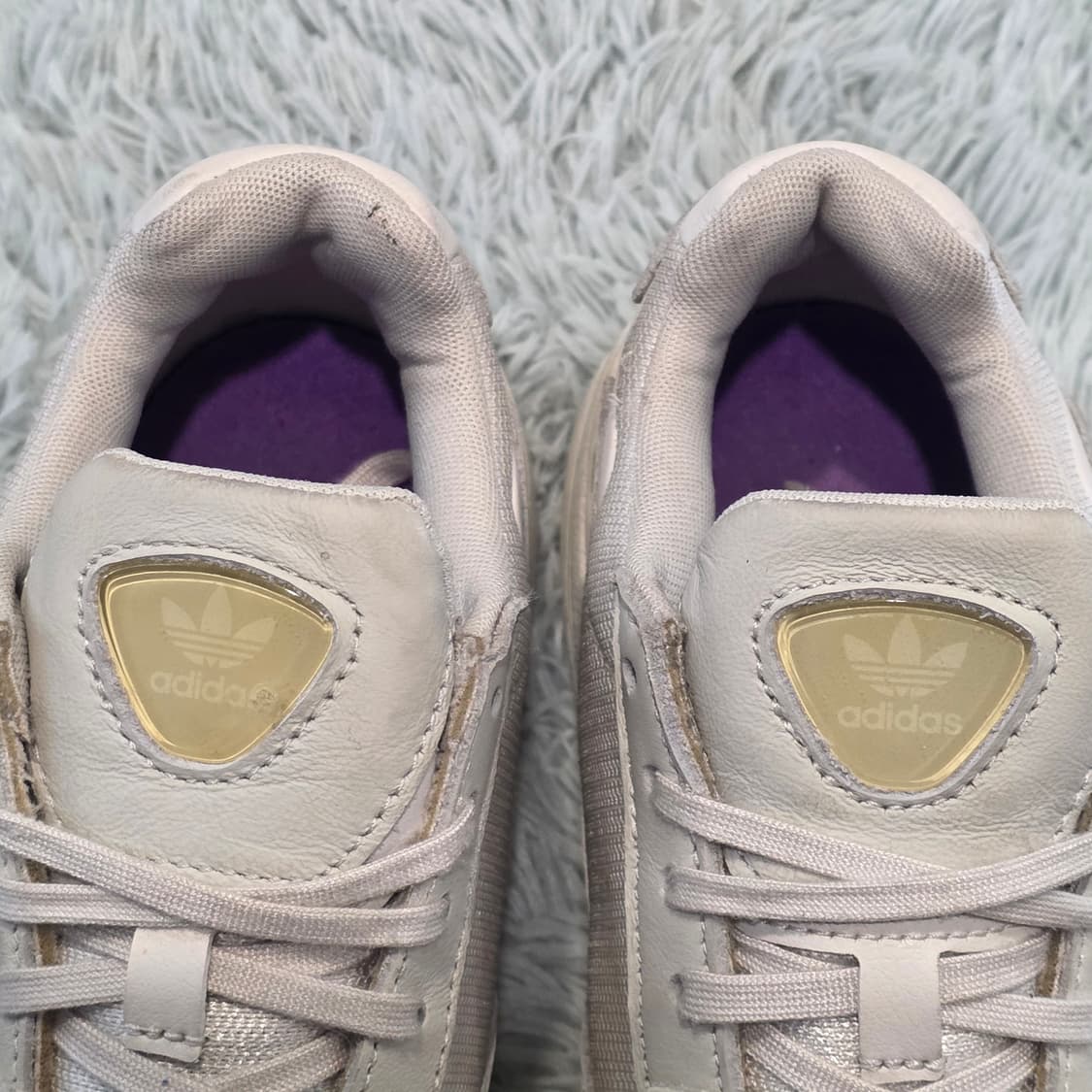 5q-2:아디다스 팰컨 트리플 화이트 EE5118 (230mm) 상품이미지9