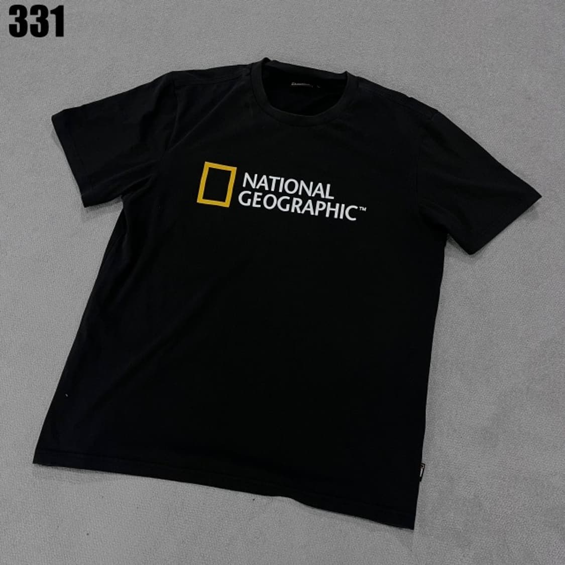 네셔널지오그래픽 블랙 반팔  상품이미지1