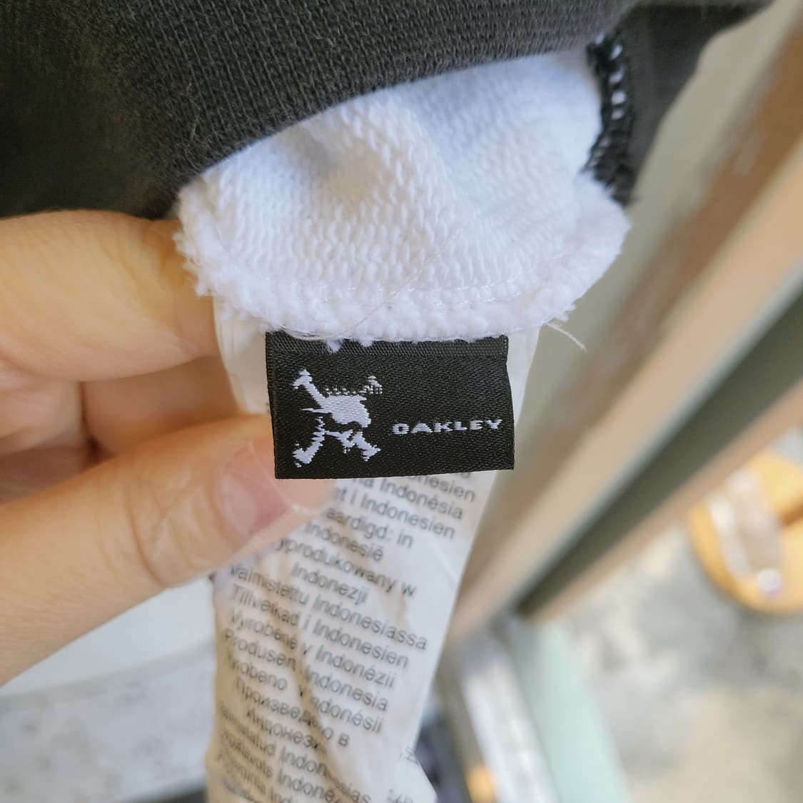 오클리 배색 맨투맨 L 상품이미지7