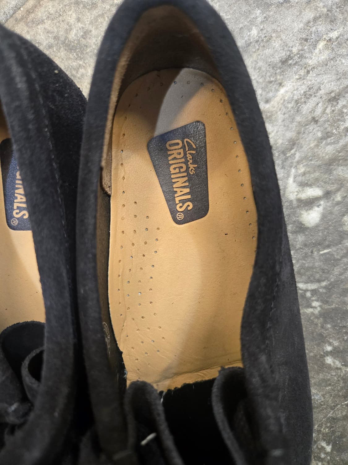 클락스 오리지널 블랙 스웨이드 로퍼 상품이미지3