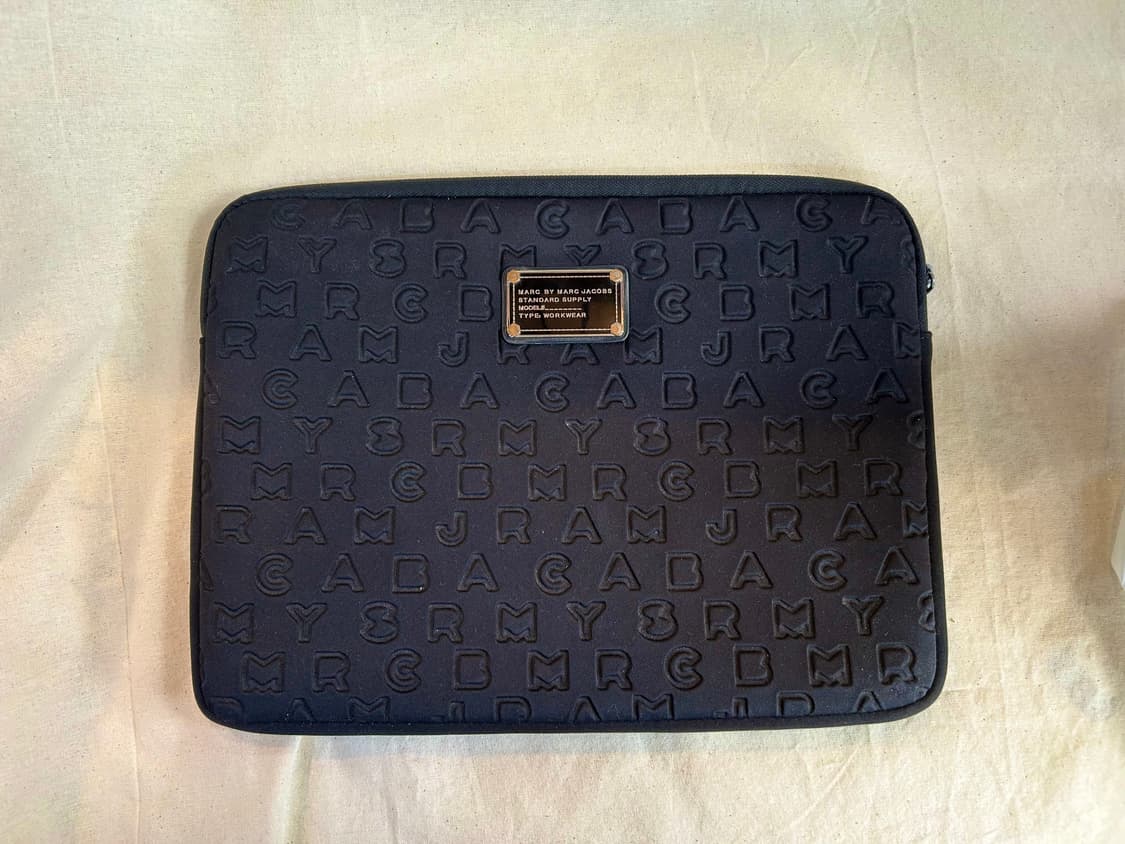 Marc by Marc Jacobs 노트북 케이스 파우치 상품이미지1