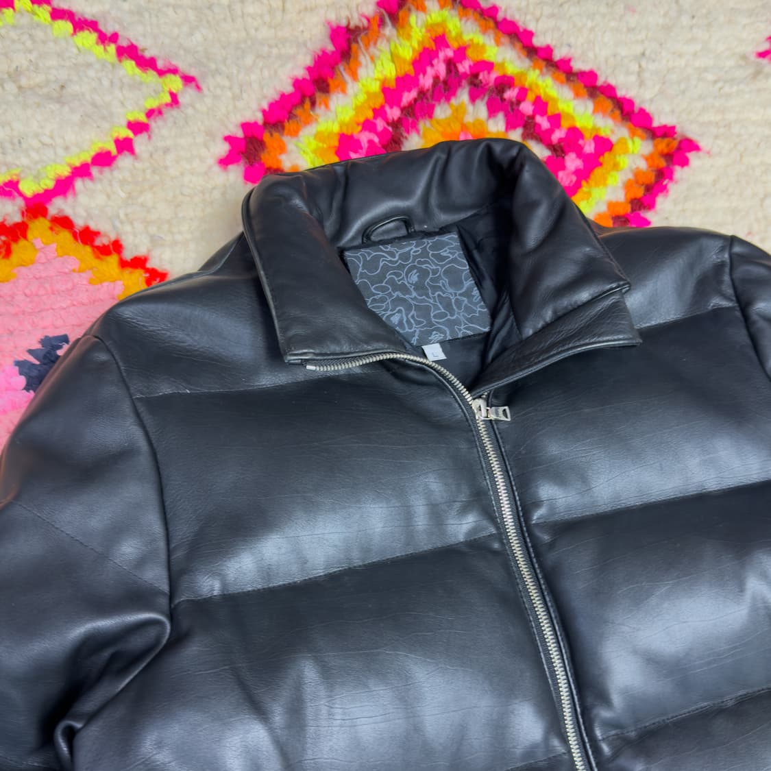 베이프 레더 클래식 다운 자켓 상품이미지2