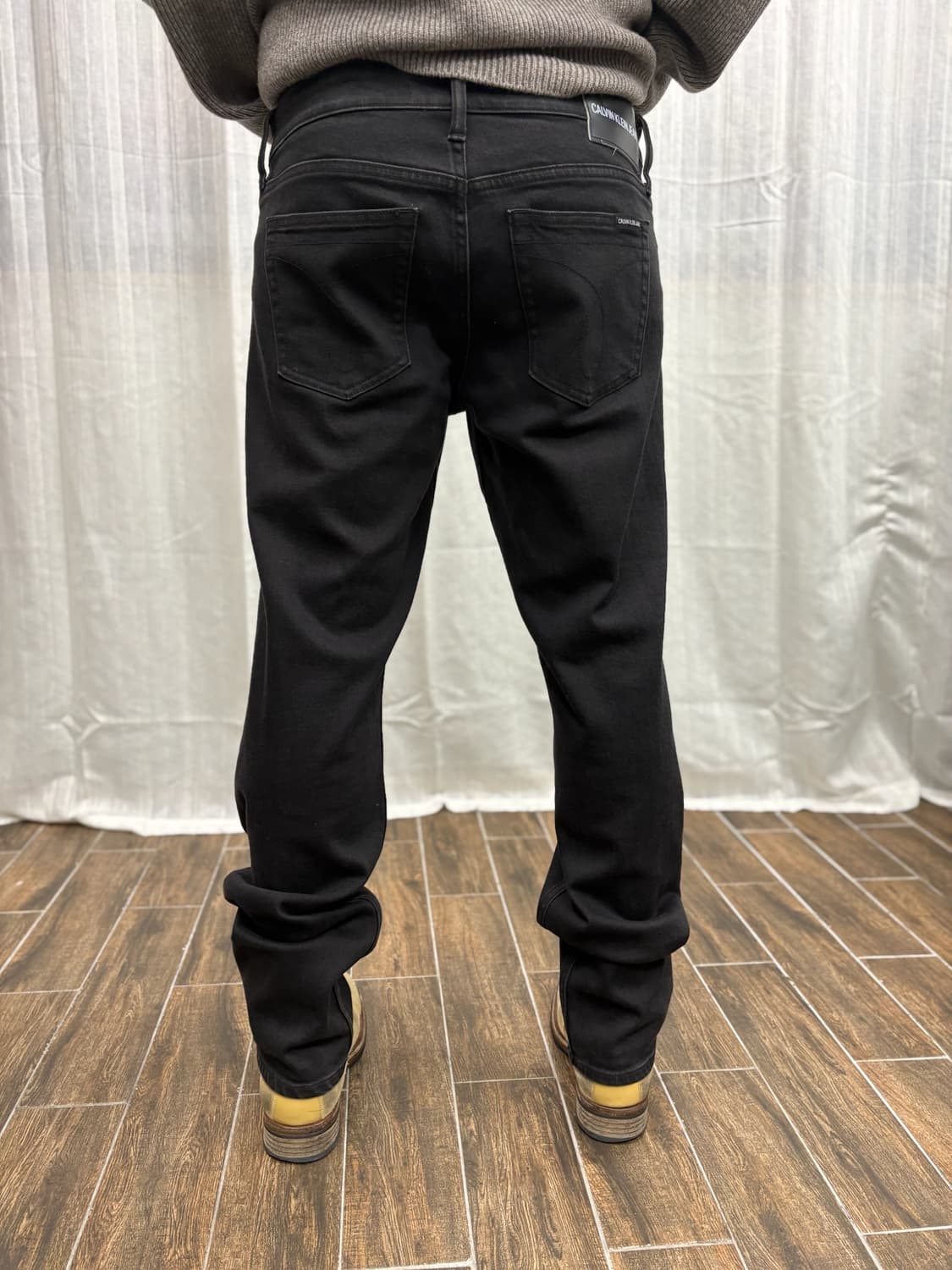 캘빈클라인 CKJ027 블랙 클래식 데님 팬츠 상품이미지1