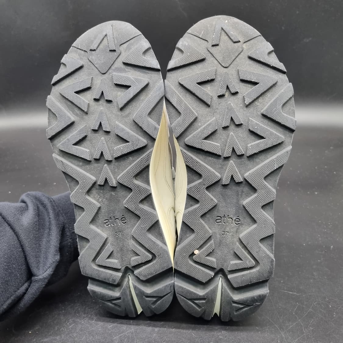 바네사브루노아떼 볼륨솔 스니커즈37 230 상품이미지3