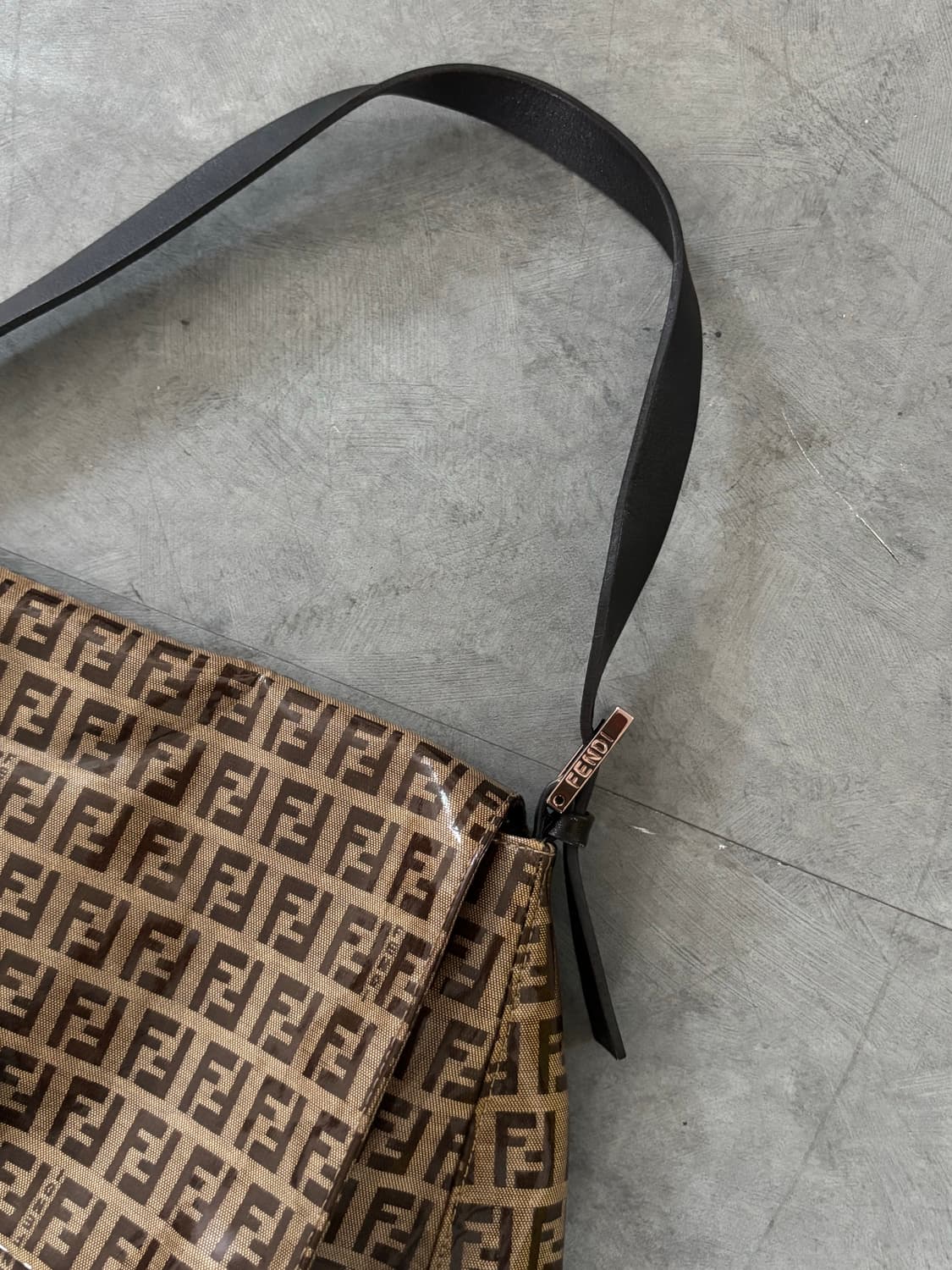 Fendi 펜디 PVC 주카 맘마 백 상품이미지5