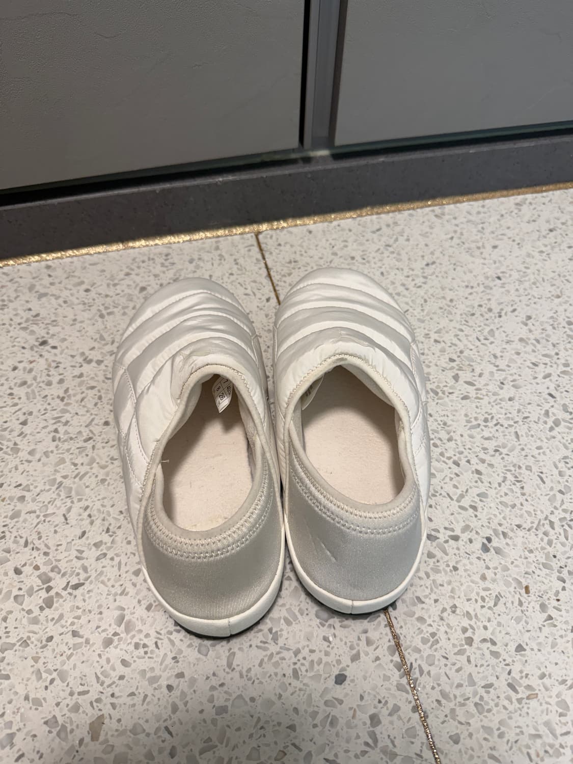 푸마 패딩 슬리퍼(방한화) 260 상품이미지4