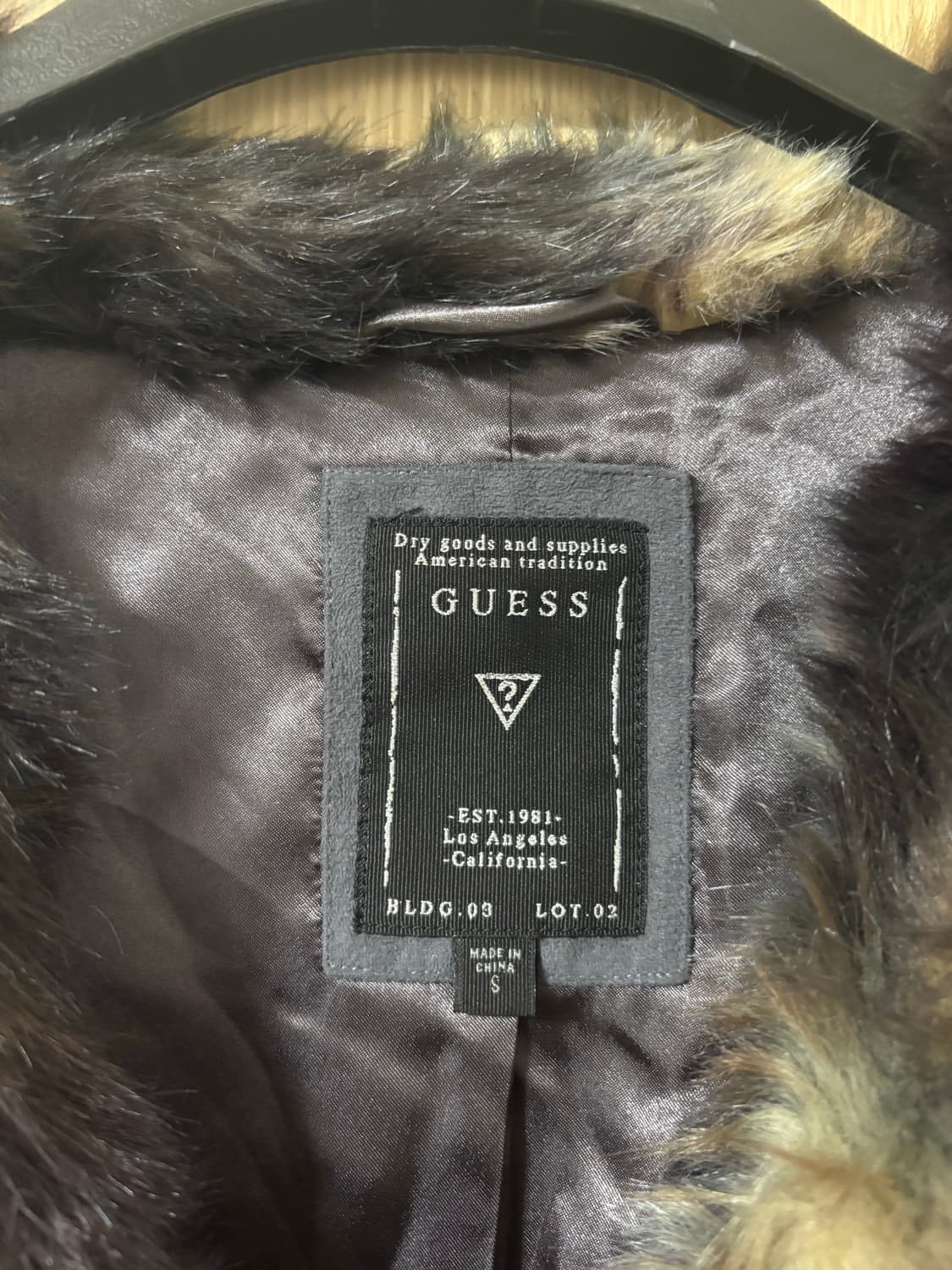 게스 y2k 퍼 베스트 상품이미지2