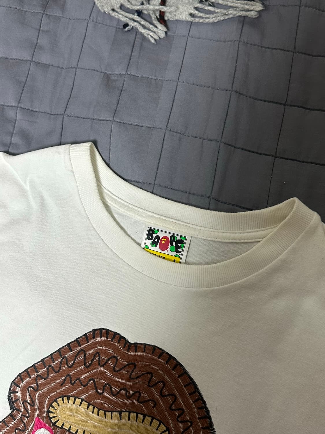 베이프 자수프린팅 티셔츠 L 상품이미지3