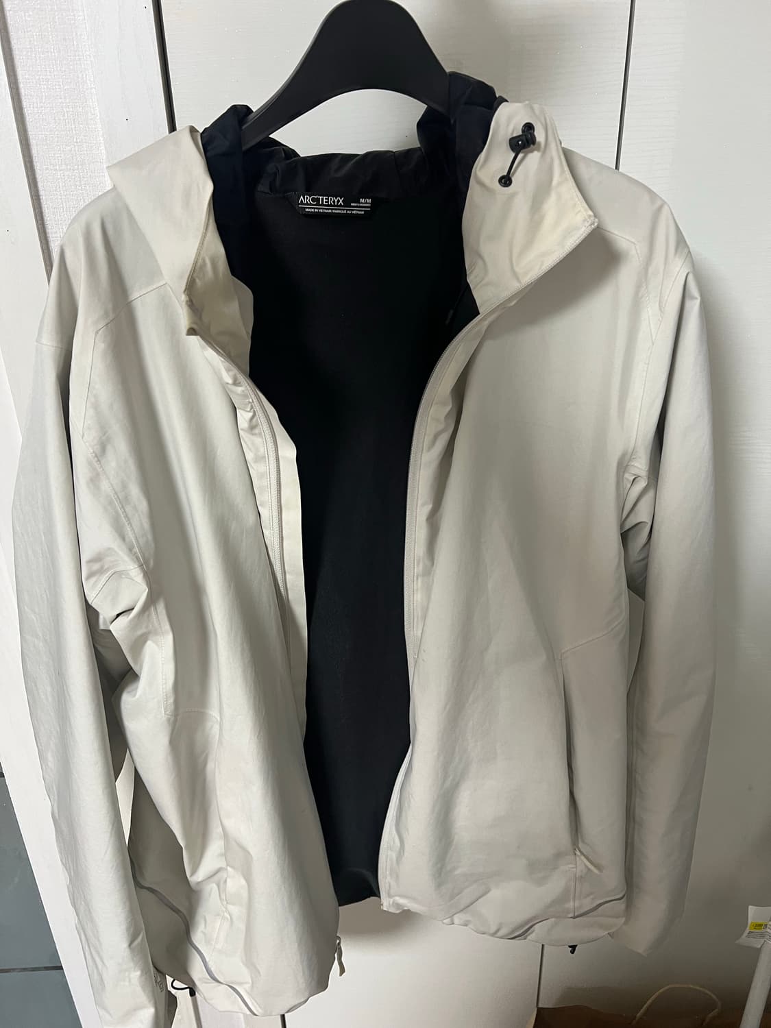 아크테릭스 솔라노 M 상품이미지1