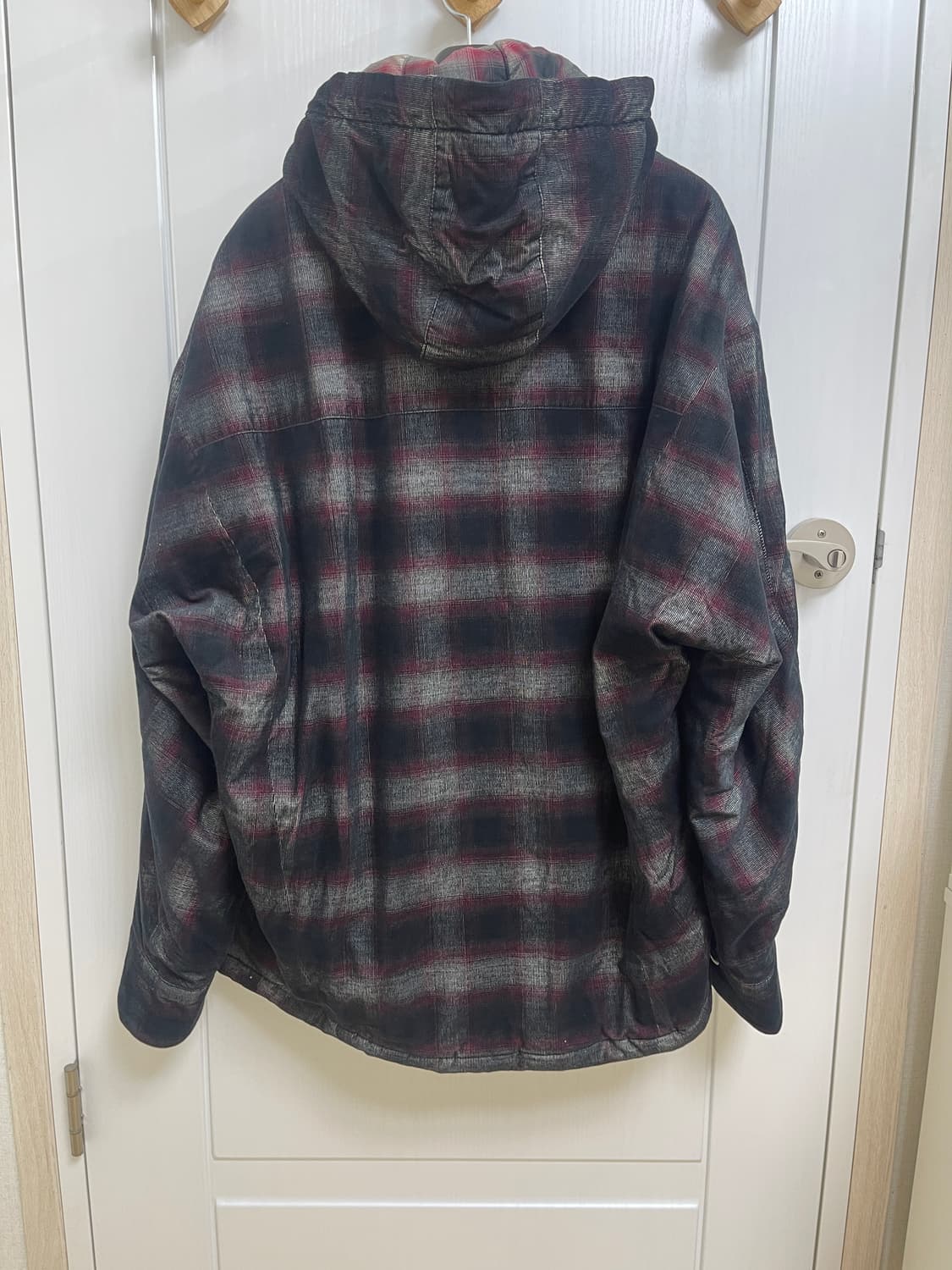 우영미 코듀로이 체크 후드 셔츠 레드 50사이즈 상품이미지3