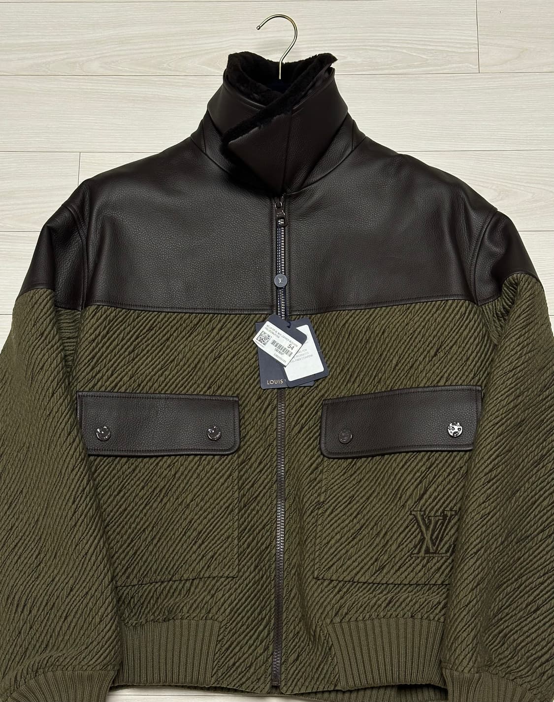 루이비통 타이가 믹스 레더 블루종 54(105-110) 국내판 상품이미지3