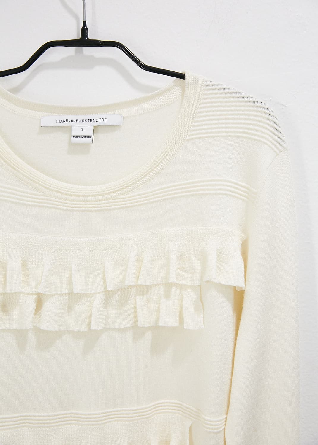 Ruffle Sweater 상품이미지2