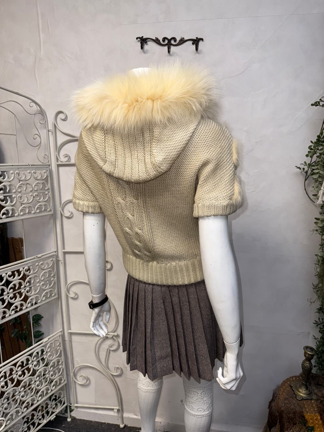 Beige rabbit&fox fur two ways half 후드집업  상품이미지2