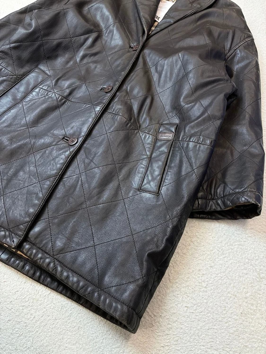 버버리 90's 숄카라 양가죽 퀼팅 루즈핏 코트 PN6107 상품이미지3