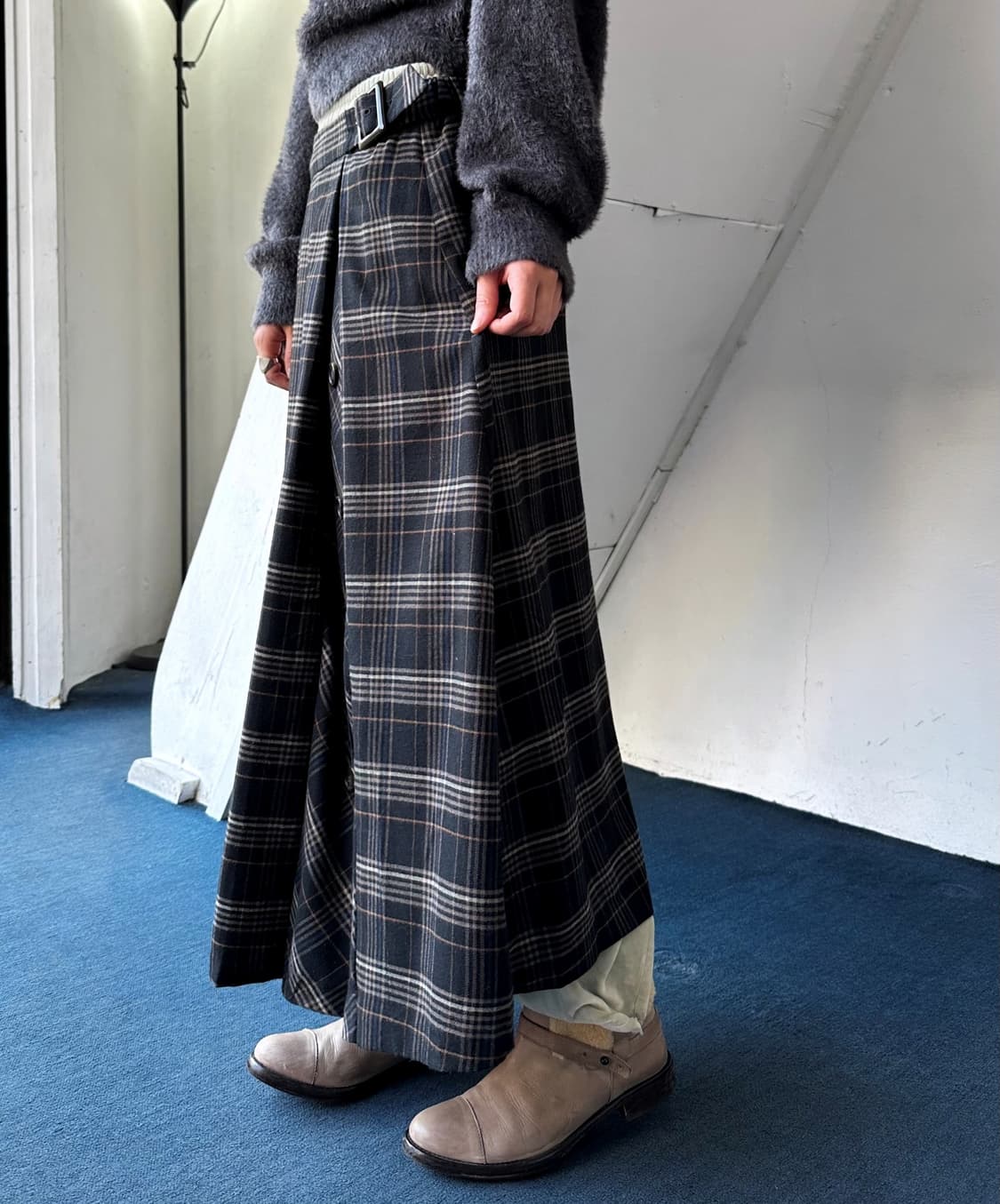 Felted fabric fake panel loose skirt 상품이미지1