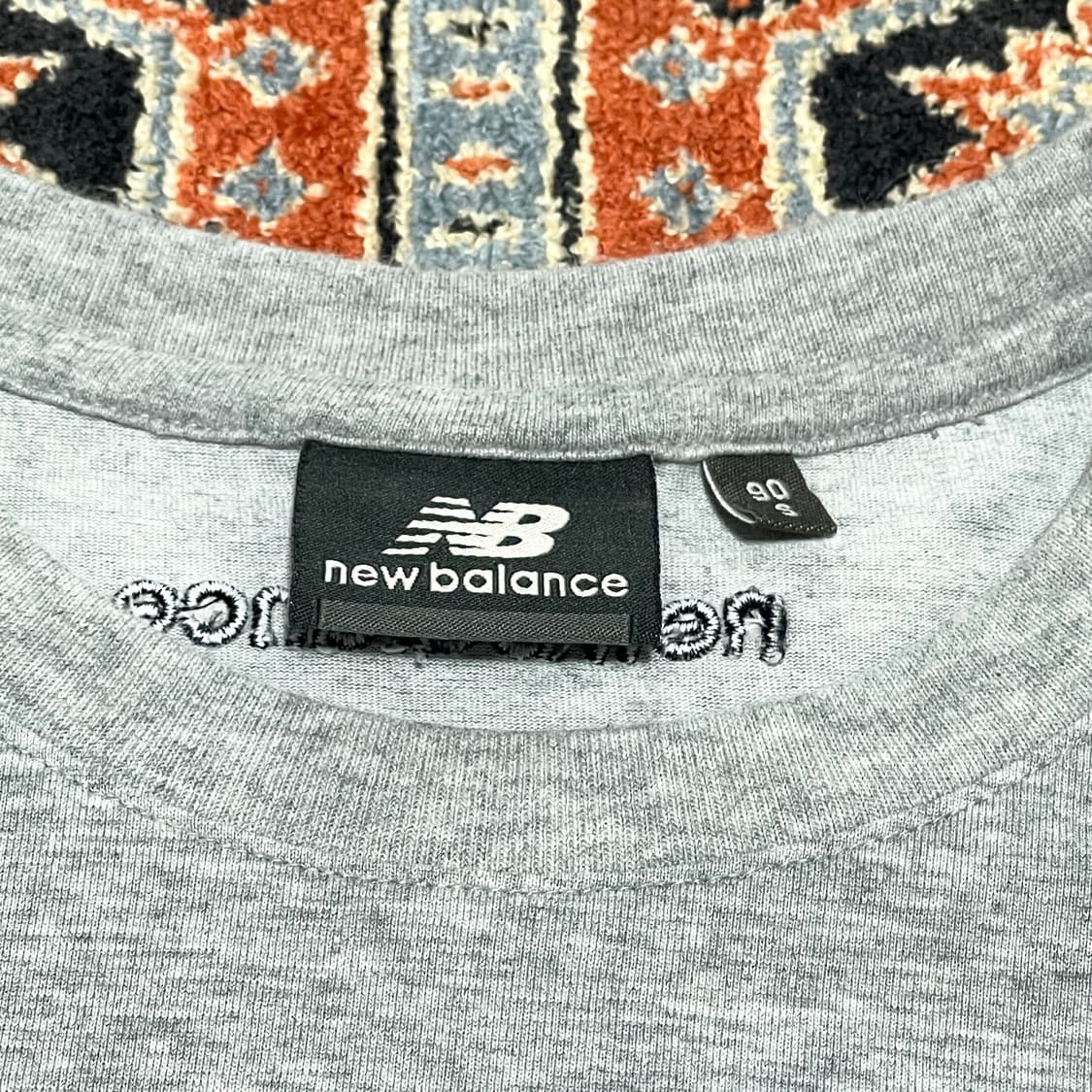 뉴발란스 그레이 포켓 반팔티셔츠 여성S 상품이미지4