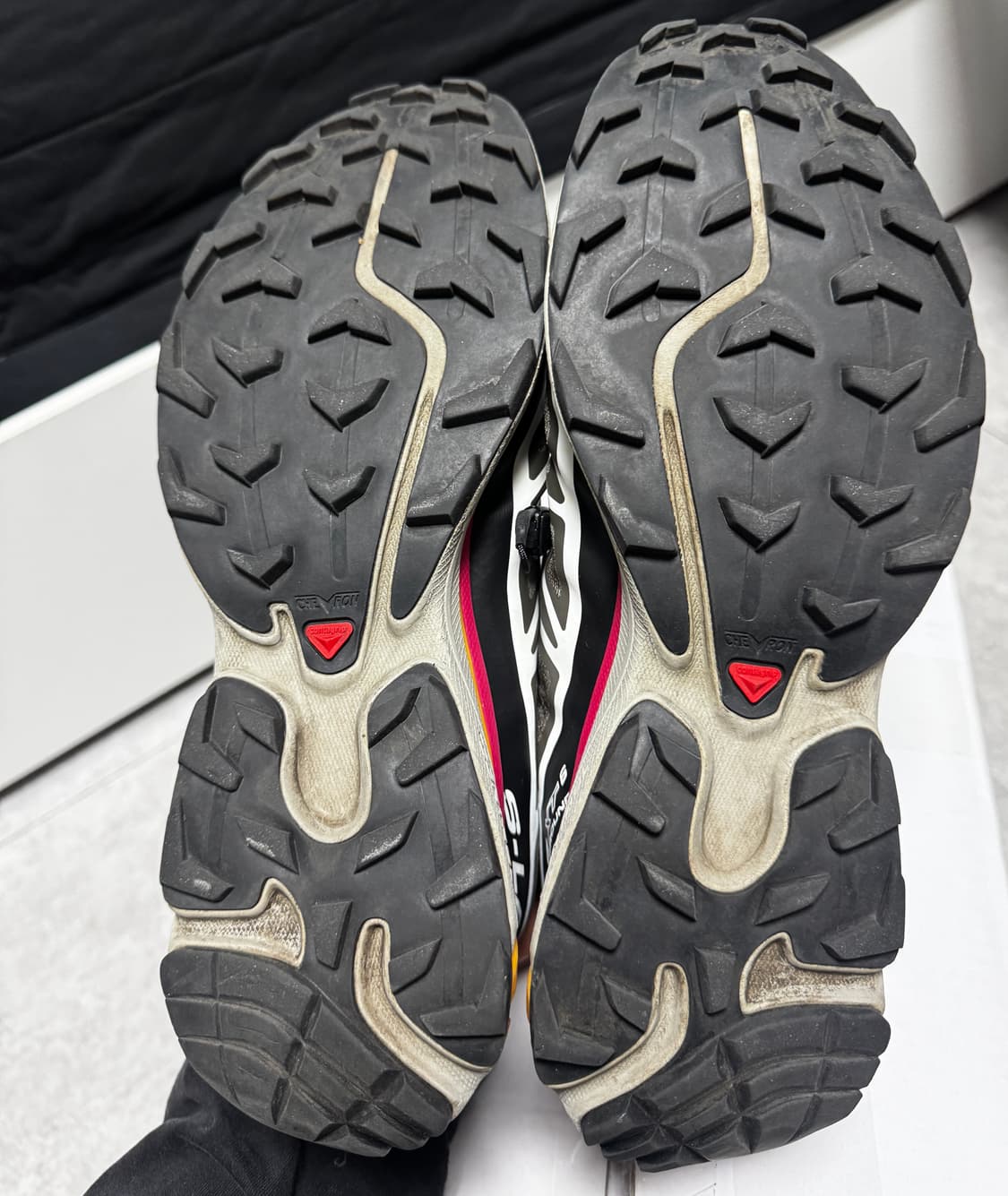 [300] 살로몬 XT-6 러셋 벨루가 상품이미지6