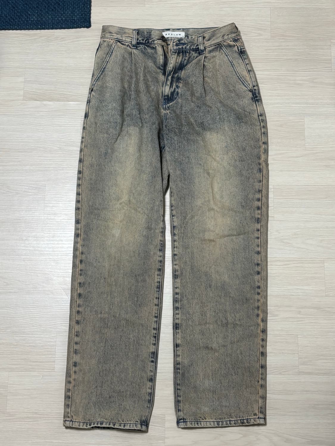 비슬로우 샌드 워시드 투턱 팬츠 상품이미지1