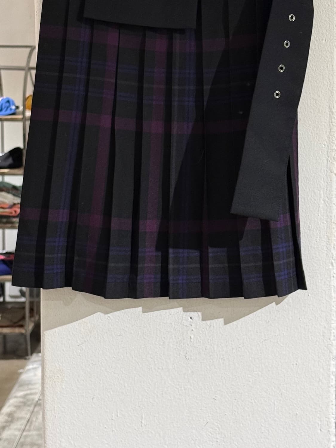 리미 퓨 블랙 퍼플 체크 울 벨티드 랩 스커트 상품이미지6