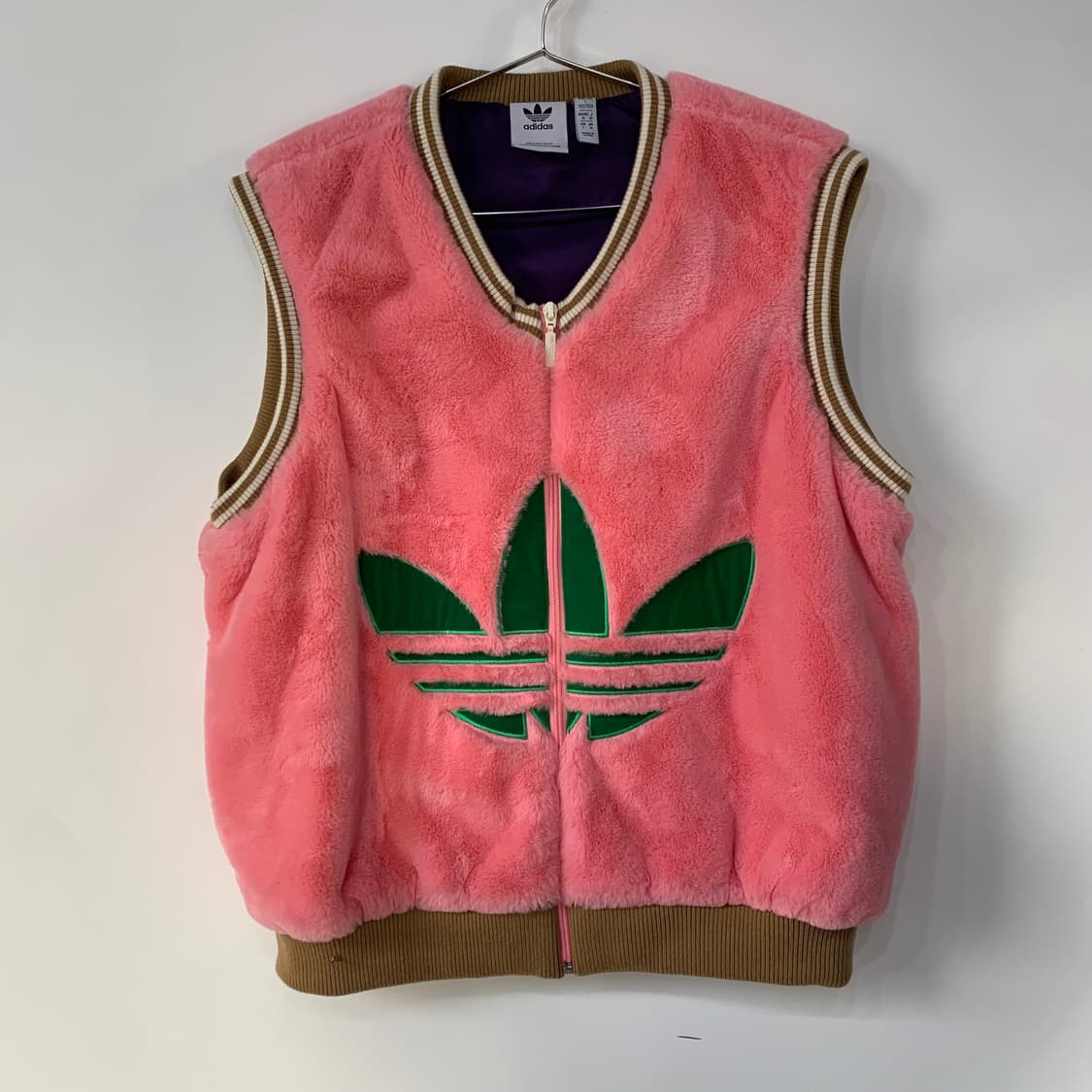 아디다스 핑크 퍼 자켓 상품이미지1