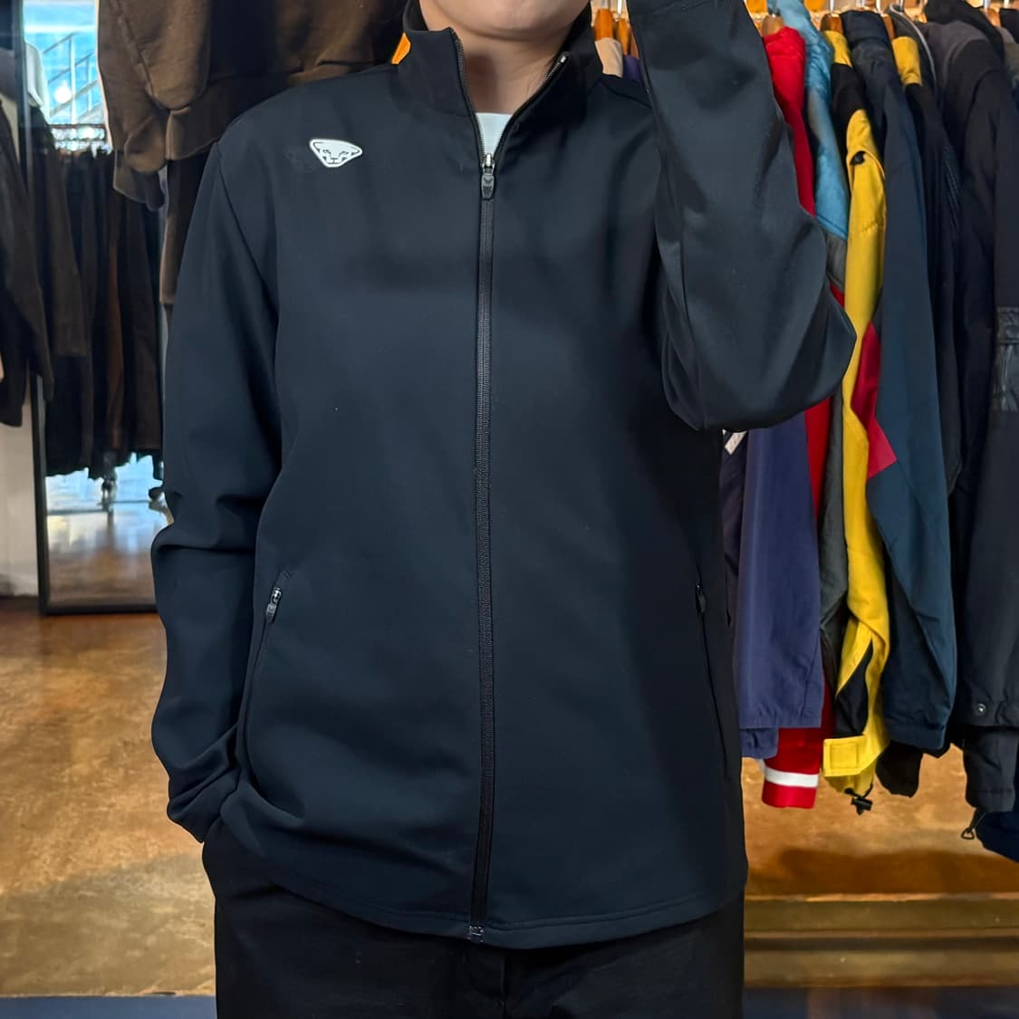 다이나핏 블랙 자켓 상품이미지1