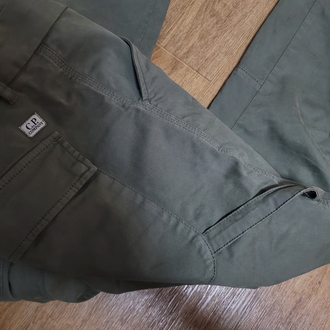 CP컴퍼니 48(34) 카키 카고 팬츠 상품이미지3