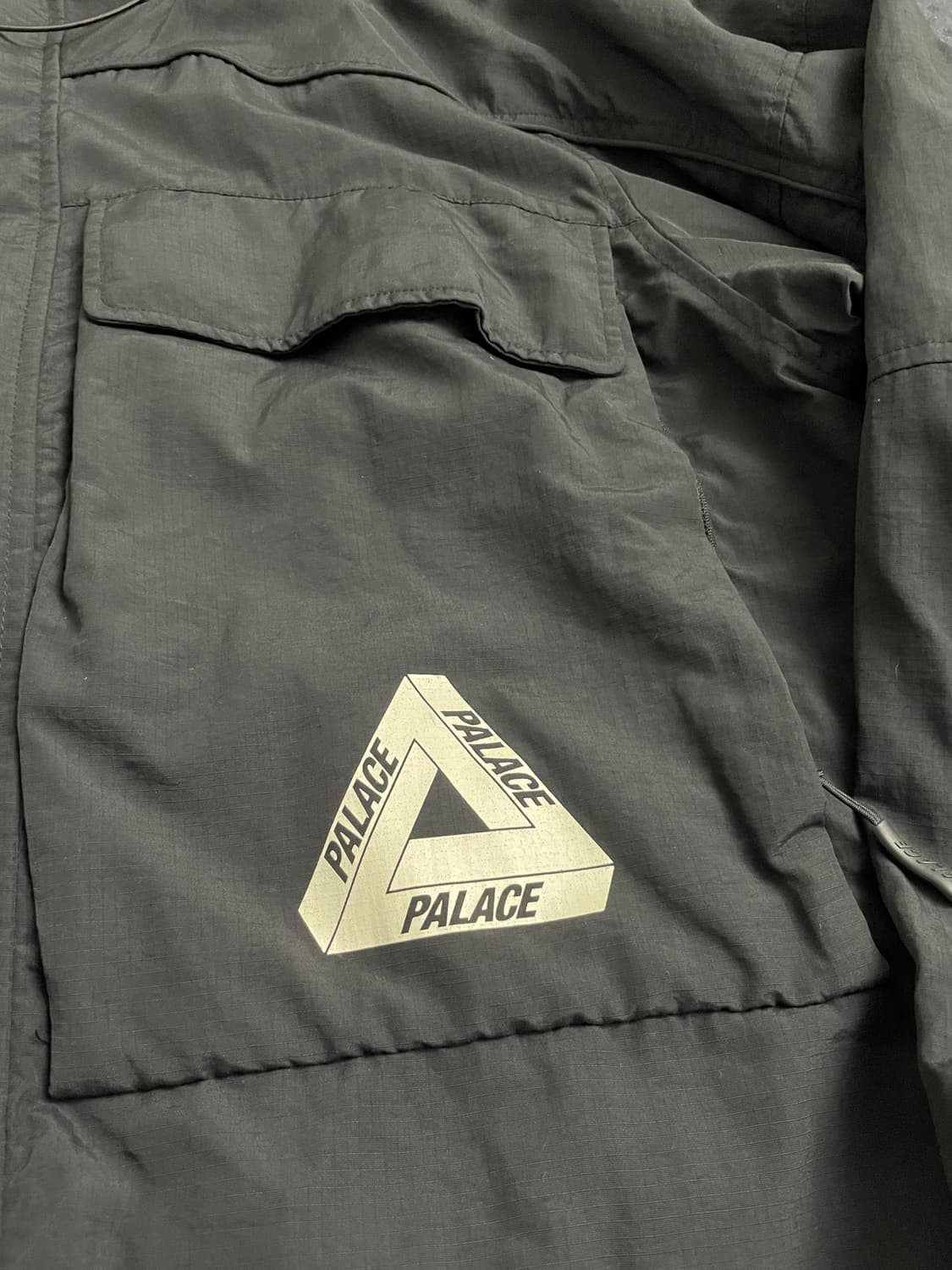 팔라스 곤 피싱 자켓 (palace gone fishing jacket) 상품이미지3