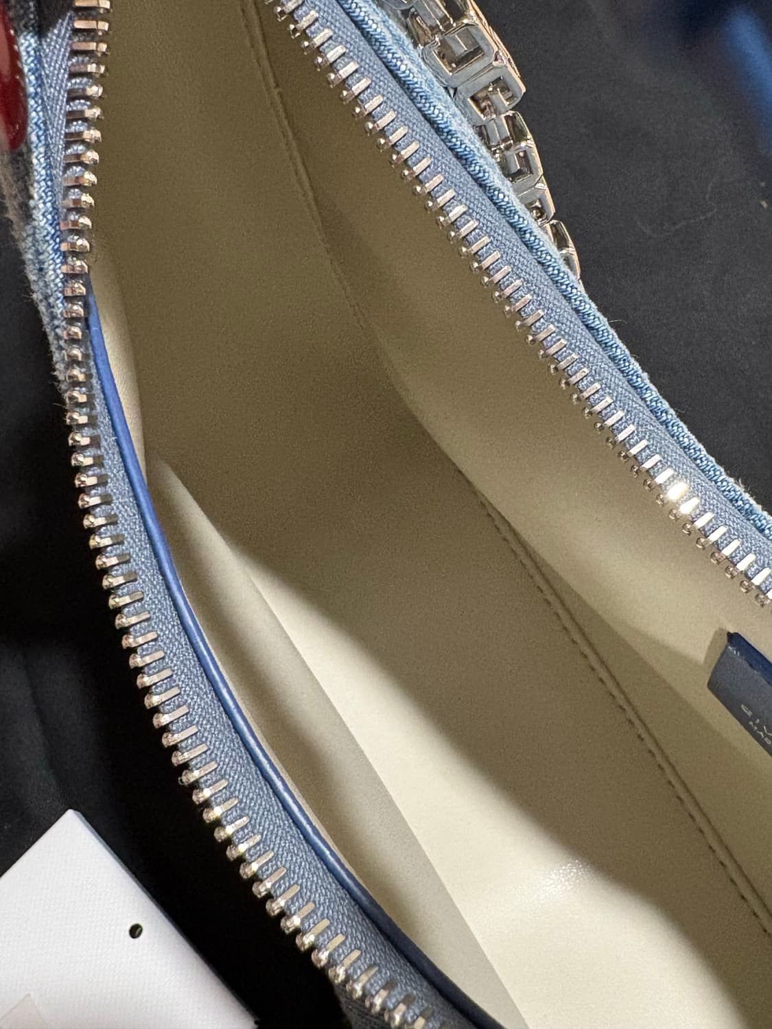 지방시 데님 핸드 숄더백 상품이미지4