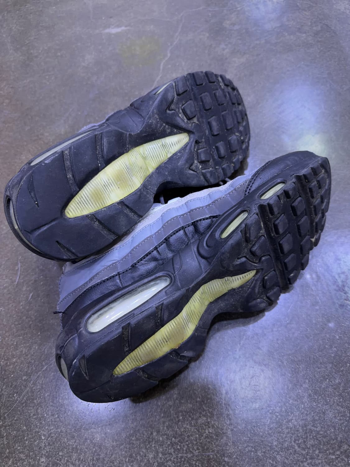 나이키 에어맥스95 에센셜 블랙 그레이 270 상품이미지8